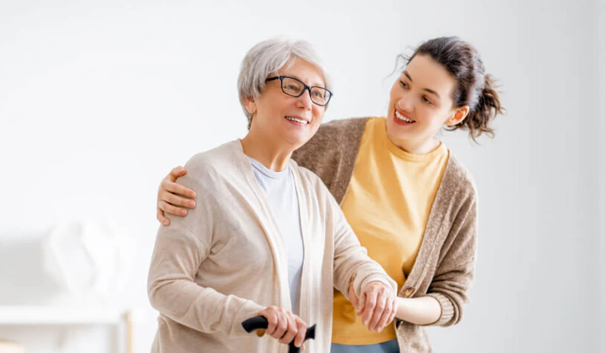 Aide-soignant(e) pour personnes âgées